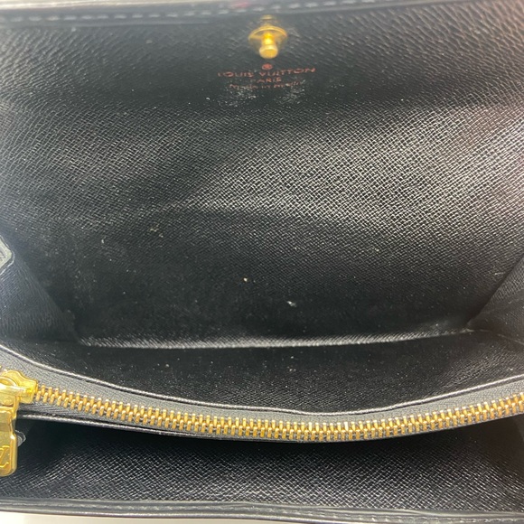 Louis Vuitton Epi Leather Textured Wallet - Picture 8 of 15